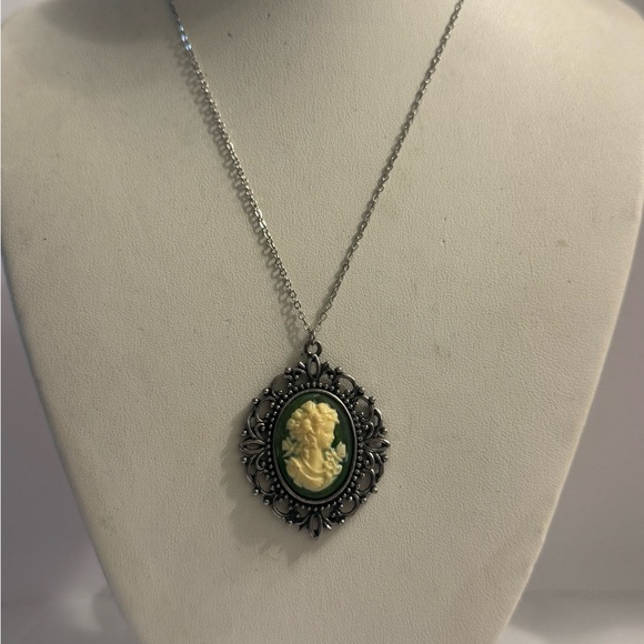 MULTILAYER DURBAN SUNRISE STATEMENT NECKLACE D2 - Picture 7 of 9